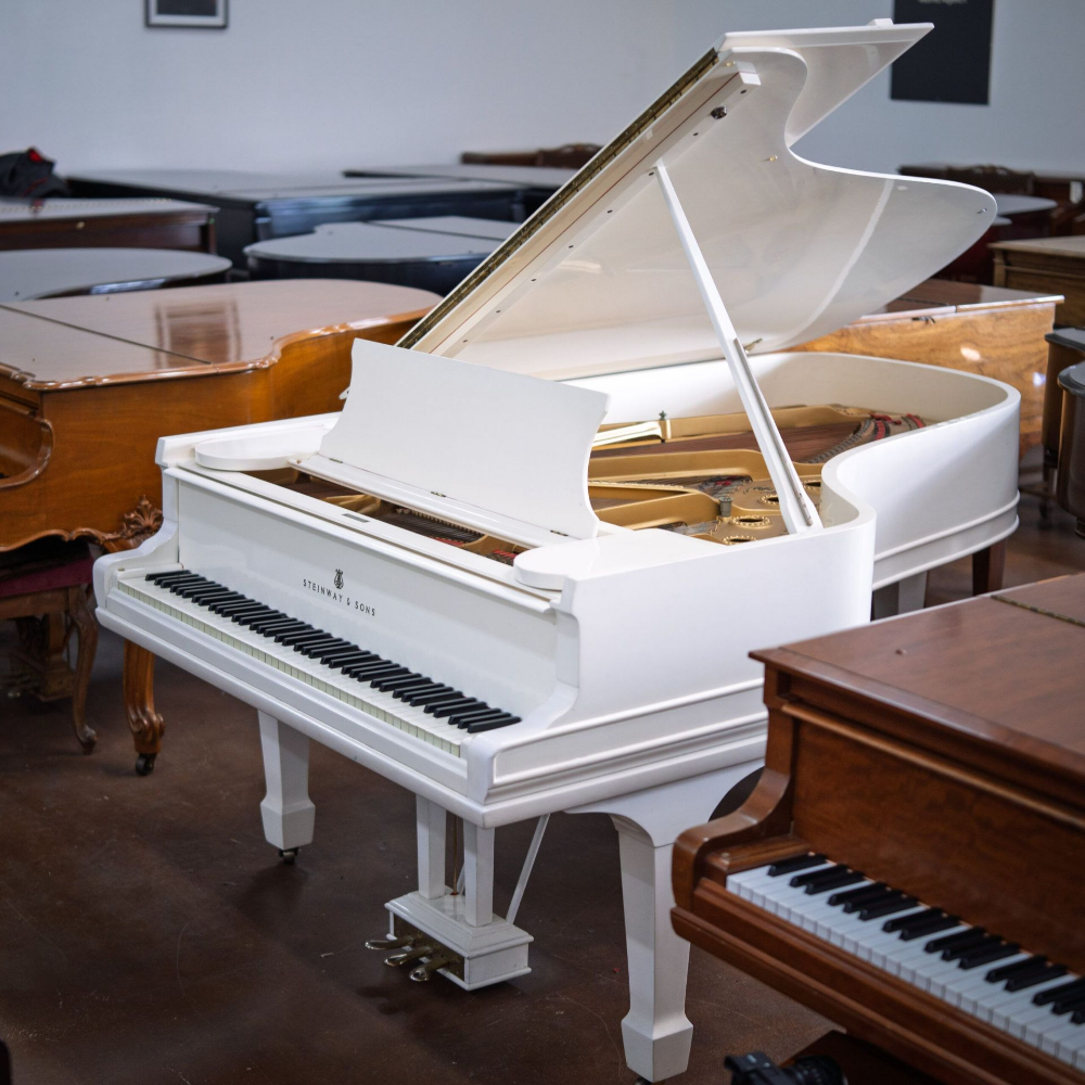 Steinway B-211 Spirio R White