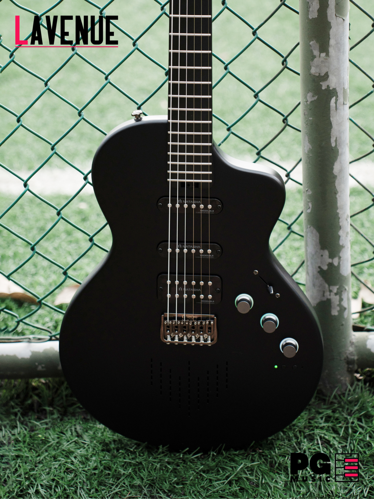LAVENUE Cosmic Black