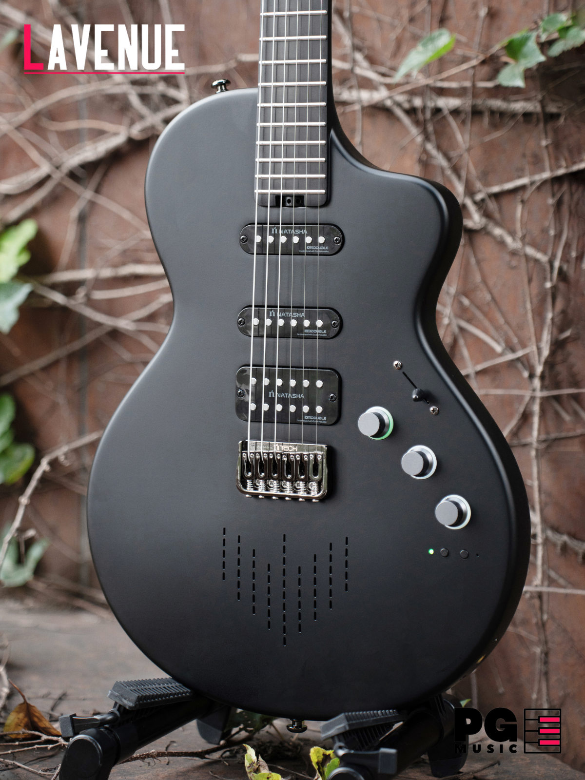 LAVENUE Cosmic Black