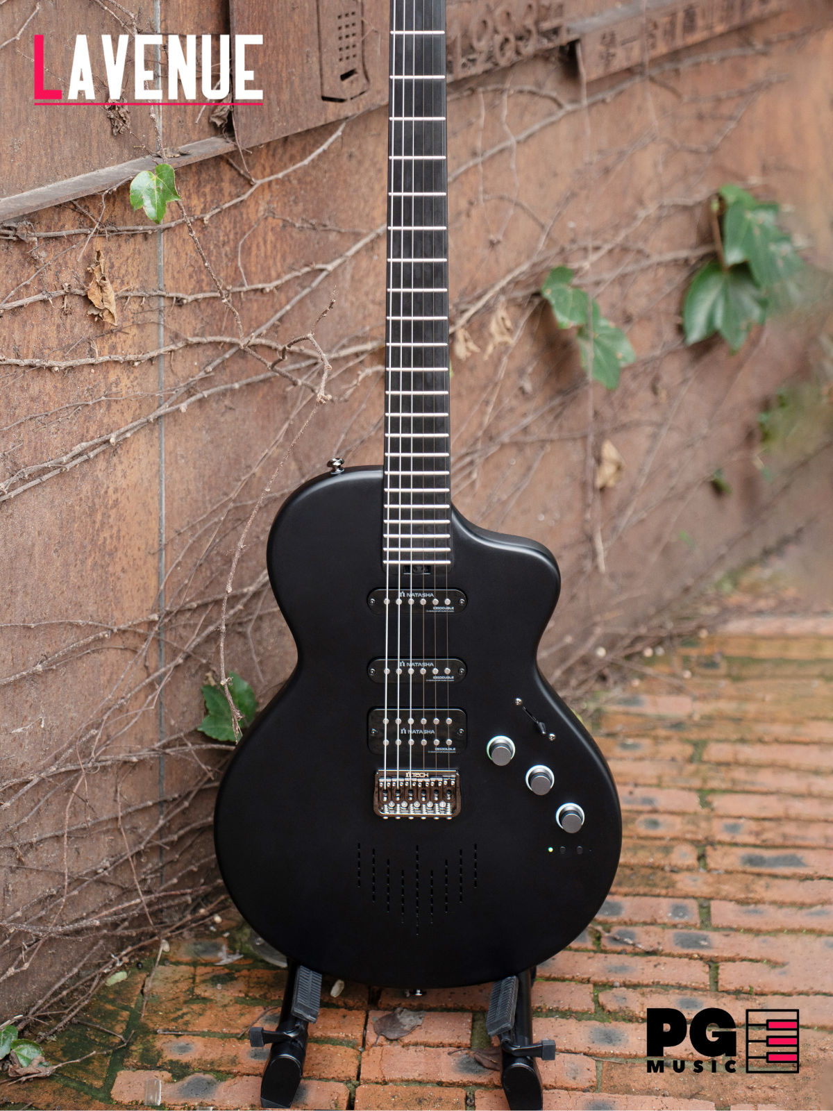 LAVENUE Cosmic Black