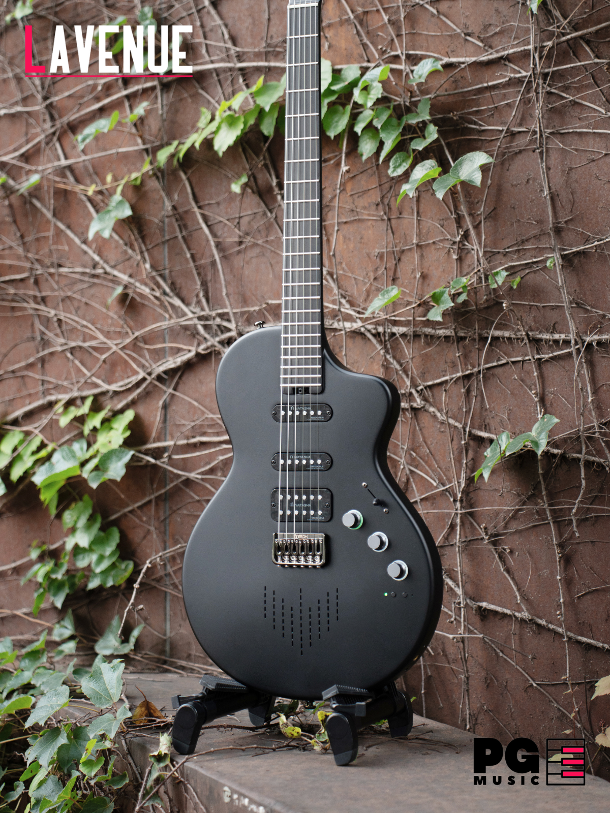 LAVENUE Cosmic Black