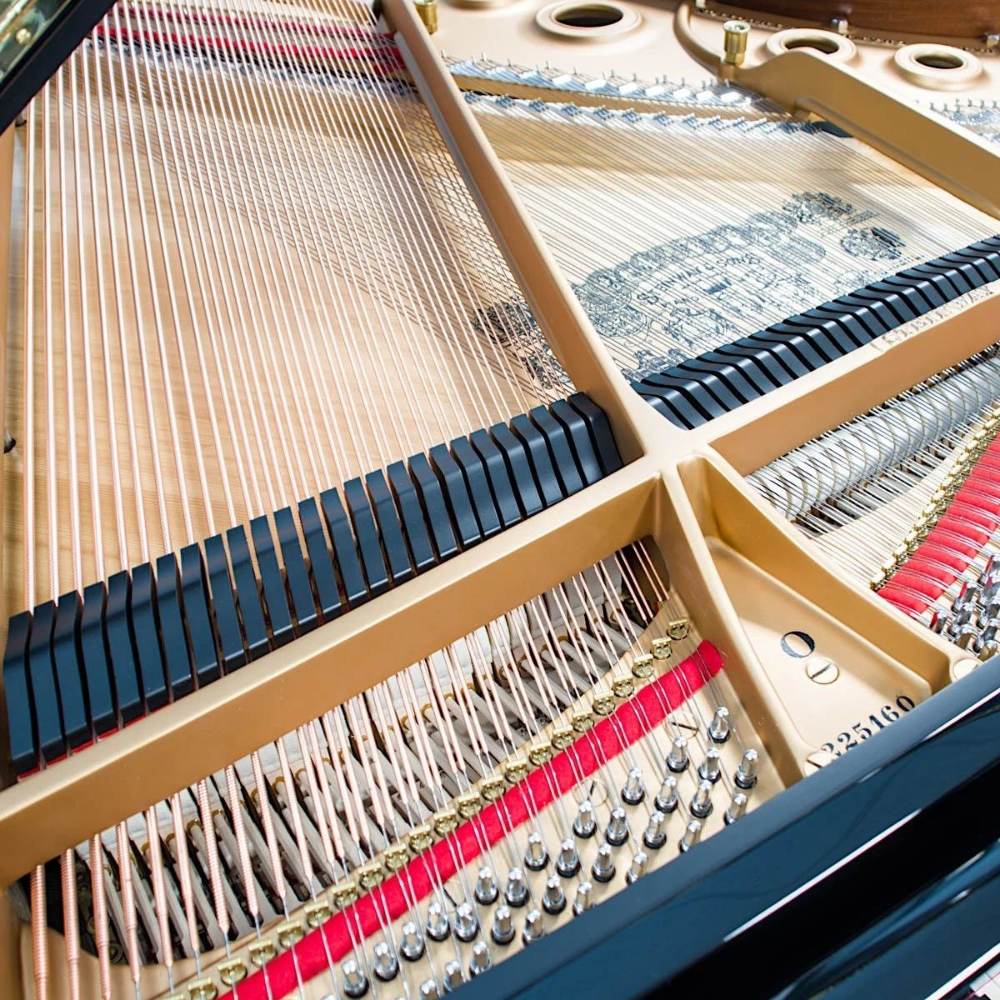 Steinway O-180